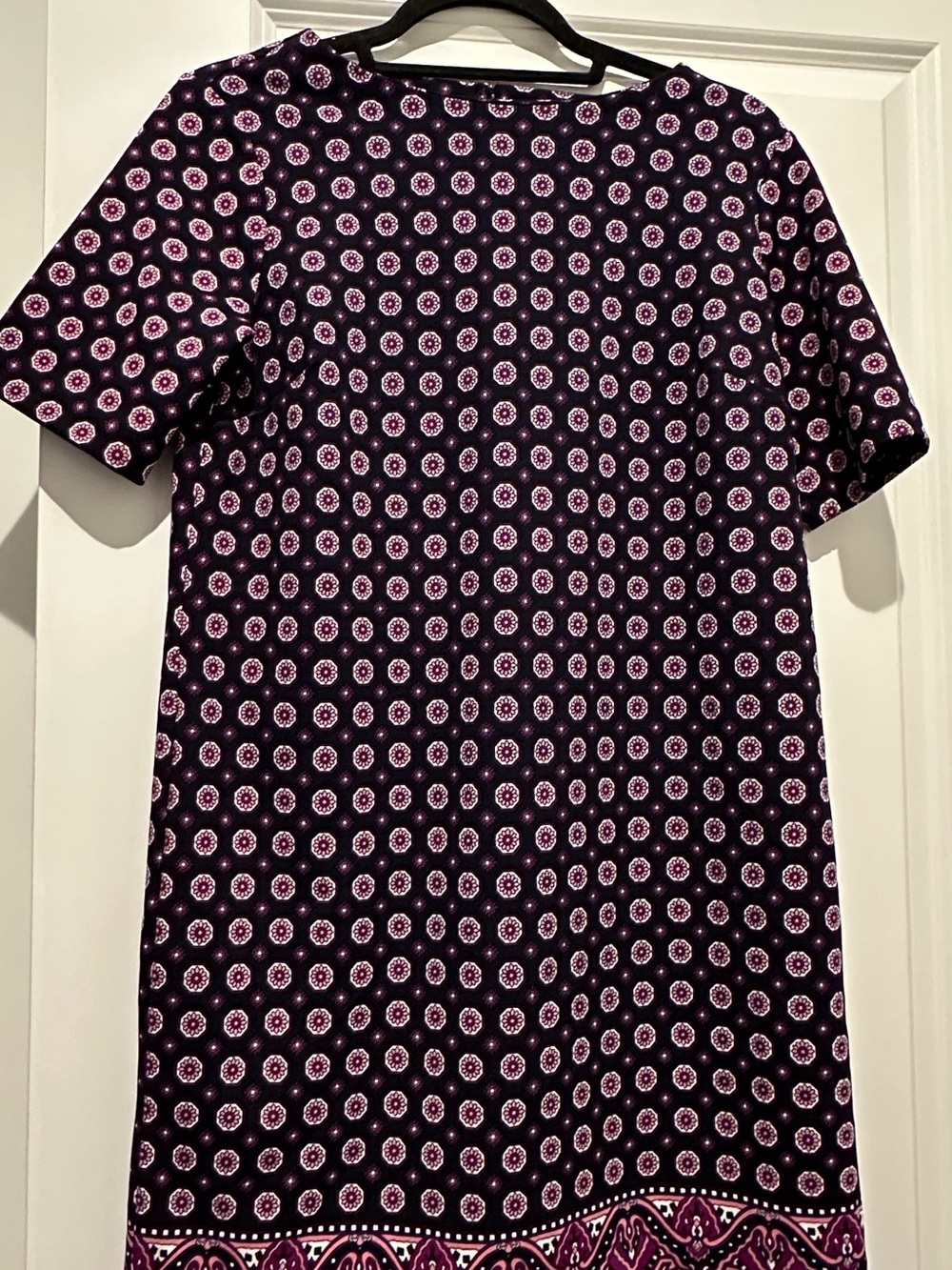 Banana Republic Short Sleeve Patterned Shift Dress in Purple